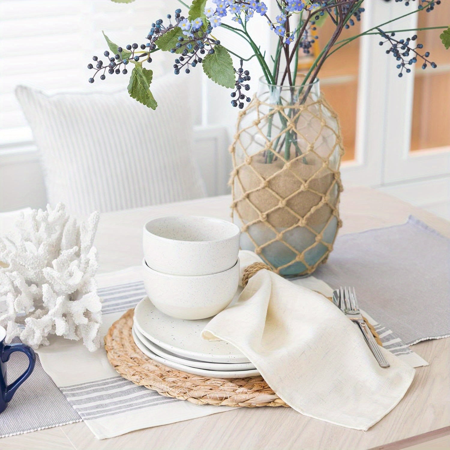10-Pack Hand-Woven Water Hyacinth Placemats (13" Round)